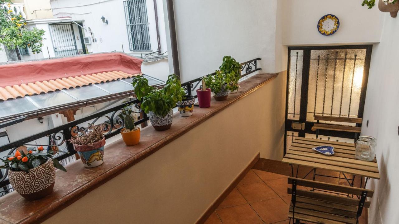 Apartamento Hippocratica Salerno Exterior foto